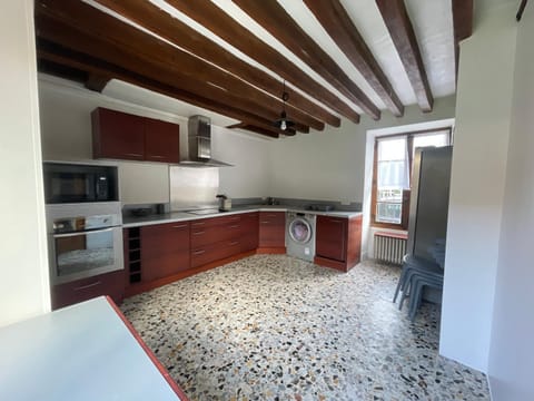 Chambre dans coloc a la semaine ou mois dans maison proche Gare Vacation rental in Corbeil-Essonnes