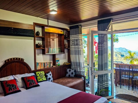 View (from property/room), Photo of the whole room