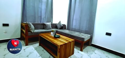 Living room, Photo of the whole room, Seating area