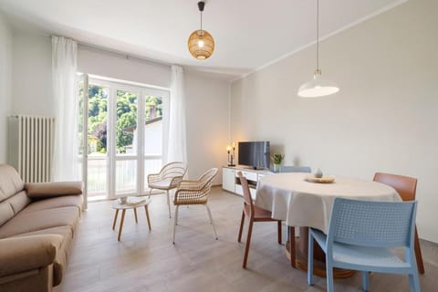 Maison Petrolini - Maggiore Estate by Ginin Apartment in Cannobio