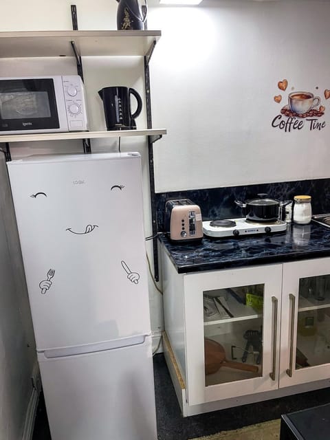 Coffee/tea facilities, Kitchen or kitchenette, toaster