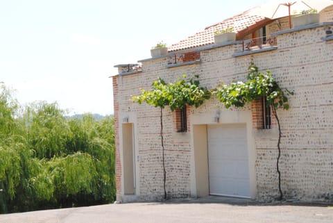 Facade/entrance, Street view