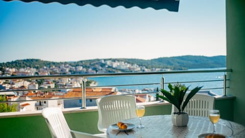 View (from property/room), Balcony/Terrace