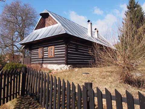 Property building, Day, Landmark view