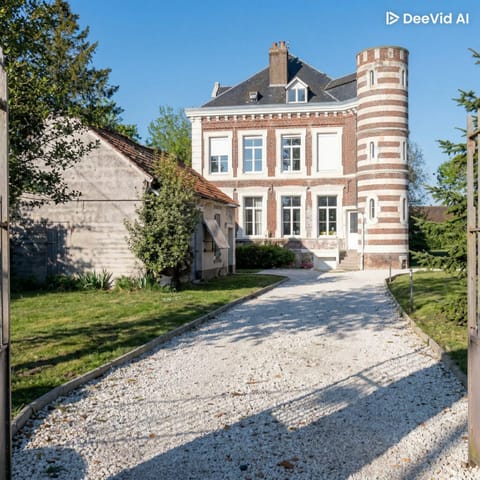 Property building, Garden view, pet friendly