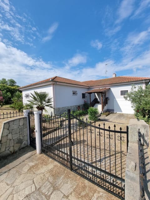 Nana's Villa - Little Paradise Villa in Halkidiki