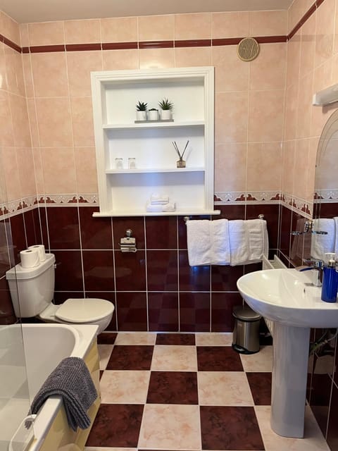 Knockaguilla House Bed & Breakfast Bed and Breakfast in County Clare