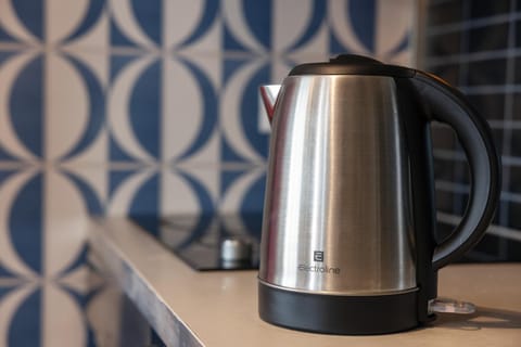 Coffee/tea facilities, Kitchen or kitchenette