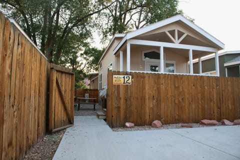 Property building, Street view, Parking