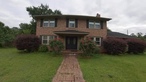 Columba GetAway House in Cayce