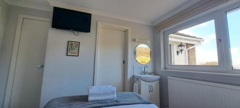 TV and multimedia, Bedroom