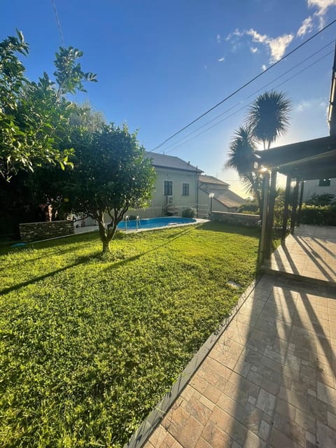 Oasi a Sant'Ilario Apartment in Genoa