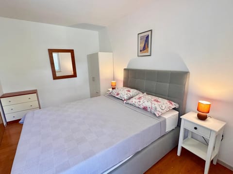 Apartments Dani Bed and Breakfast in Makarska