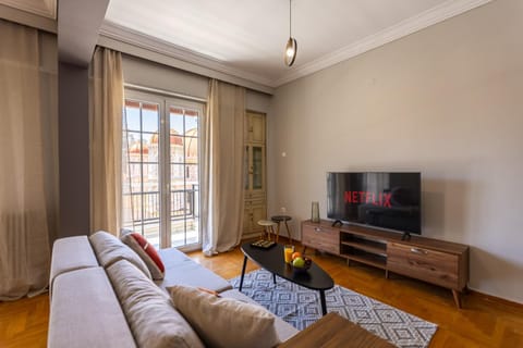 TV and multimedia, Seating area