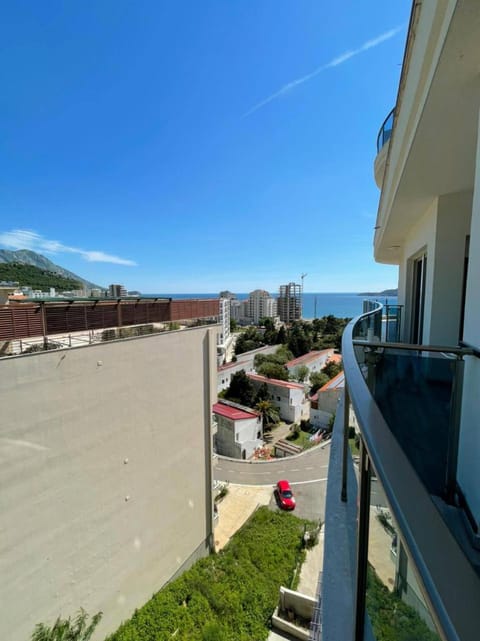 Apartment WaveSea Apartment in Budva Municipality