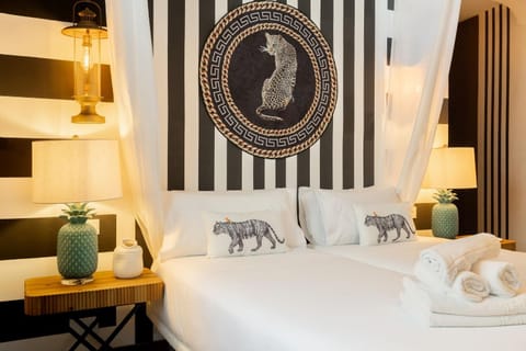 Bed, Decorative detail, Bedroom