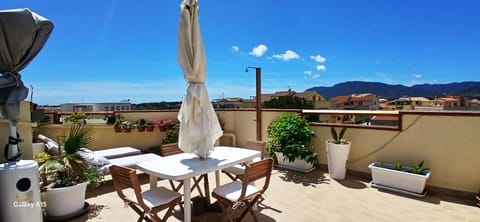 Patio, Balcony/Terrace