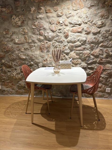 Hostellerie des Princes-Evêques - La Cachette Apartment in Switzerland