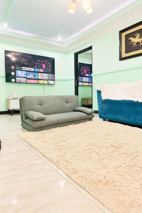 TV and multimedia, Living room, Photo of the whole room, Seating area