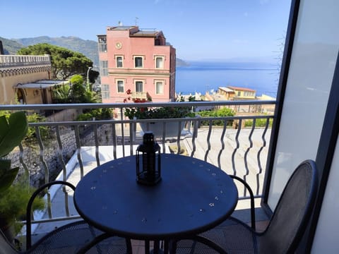 Natural landscape, Balcony/Terrace