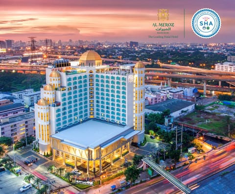 Nearby landmark, Bird's eye view