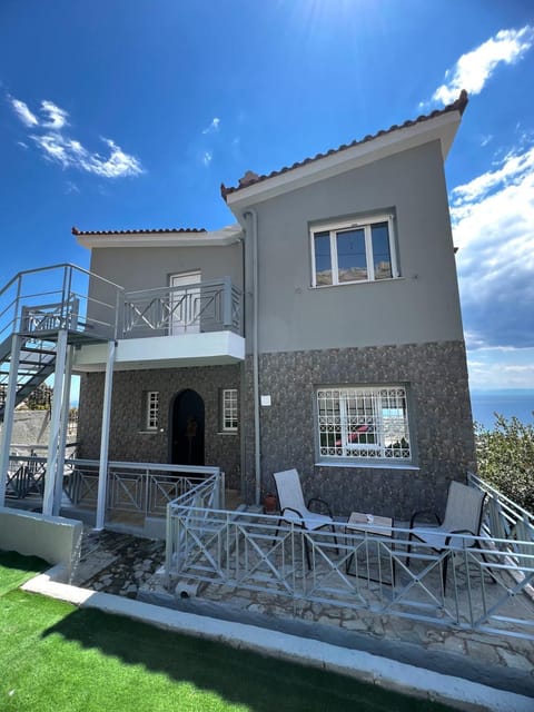 Property building, Natural landscape, View (from property/room), Balcony/Terrace