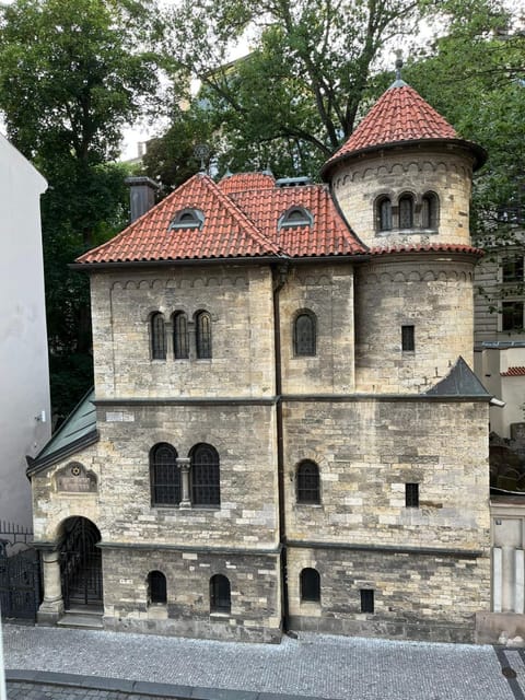 Day, Landmark view