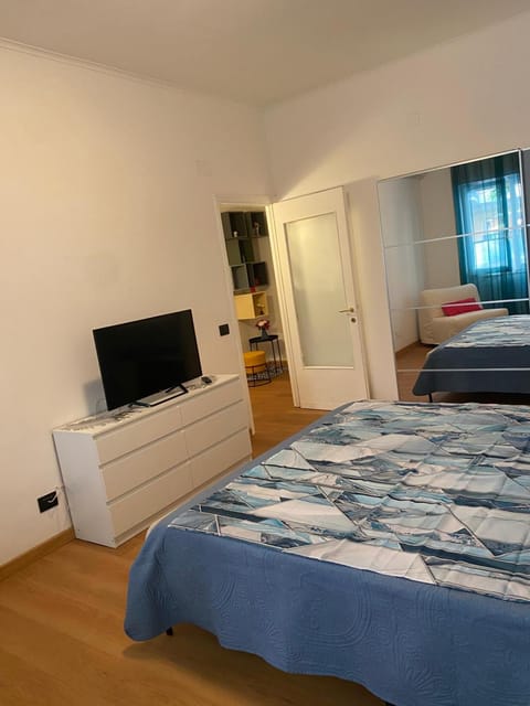 Azzurra Apartment in Ostia