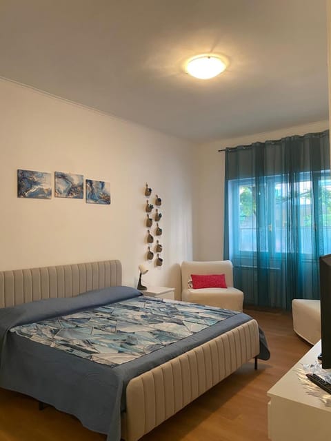 Azzurra Apartment in Ostia