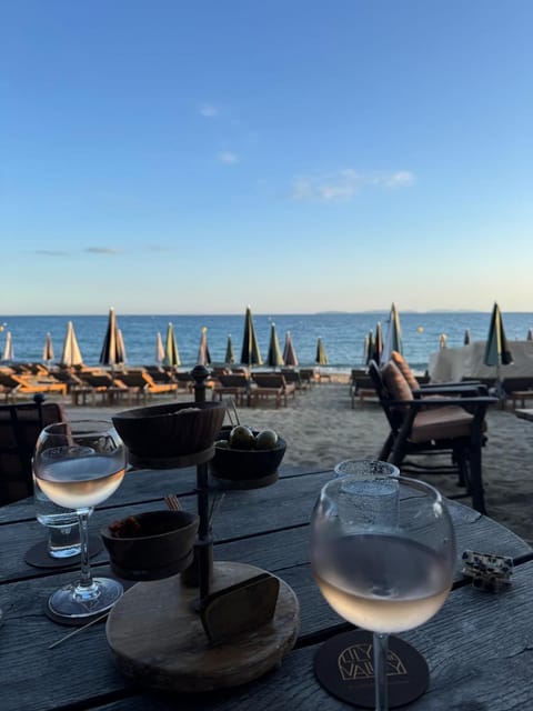 Beach, Sea view, sunbed