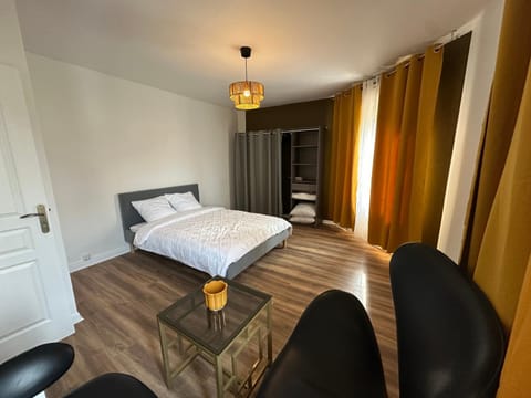 Pontlieu 24h Le Mans Apartment in Le Mans