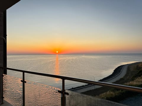 Day, View (from property/room), Balcony/Terrace, Sea view, Sunrise
