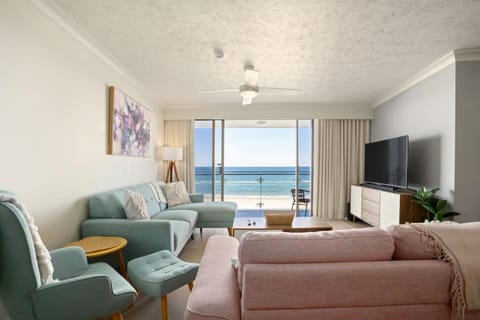 TV and multimedia, Living room, Other, Seating area, Sea view