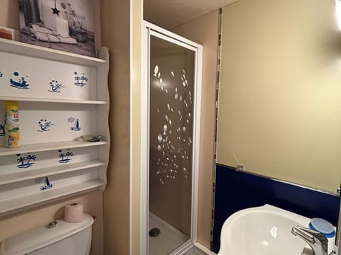 Studio au pied des pistes avec vue imprenable - FR-1-814-138 Apartment in Besse-et-Saint-Anastaise