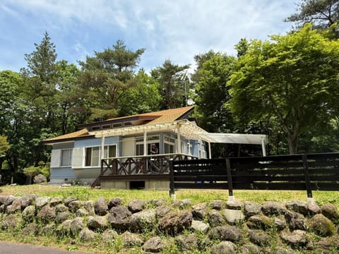 Property building, Day, Natural landscape
