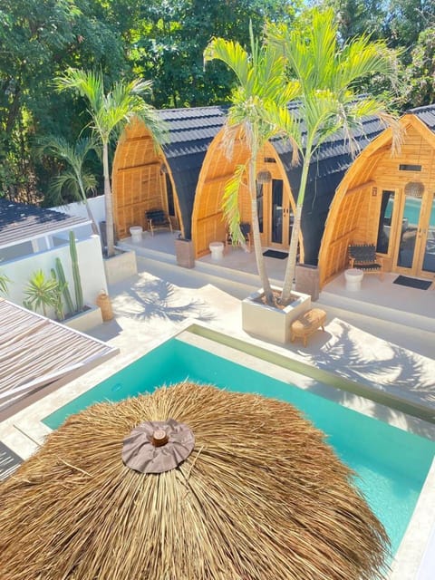 Property building, Pool view