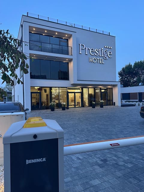 Property building, Logo/Certificate/Sign, Parking