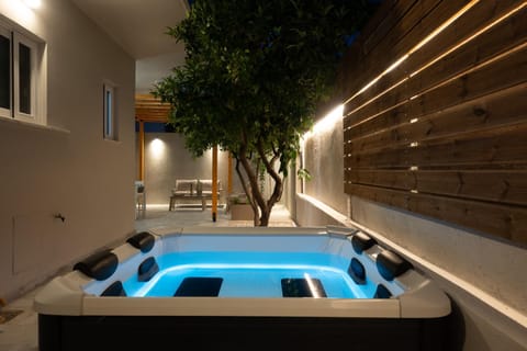 Night, Natural landscape, Hot Tub