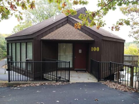 Treetop Village100-3Bed3BathIndoor Pool8PP House in Village Four Seasons