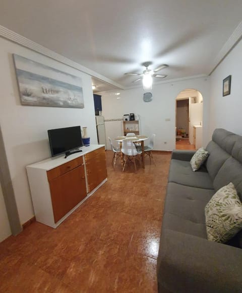 Communal lounge/ TV room, Living room