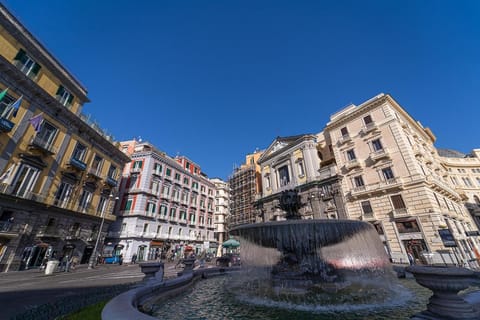 Property building, Nearby landmark, Day, City view, Location