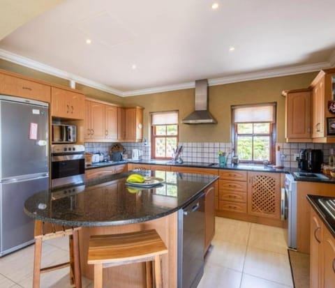 8151 - and nothing else matters! House in Plettenberg Bay