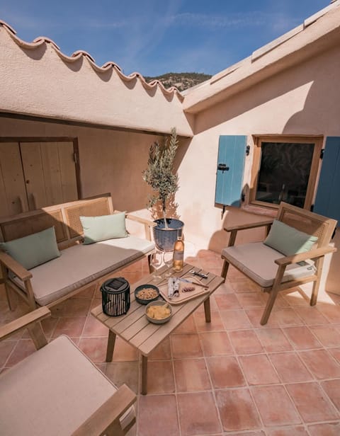 Beautiful new apartment, central, terrace, clim Apartment in Sainte-Maxime