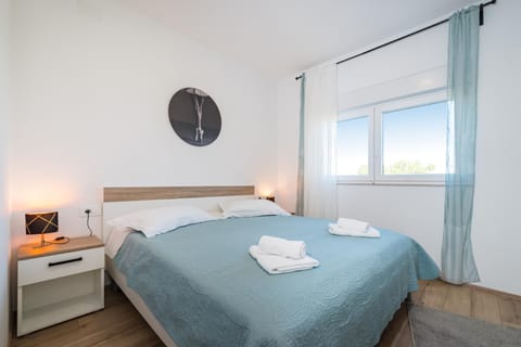 Apartment Vista Mare 2 with heated pool Apartment in Biograd na Moru