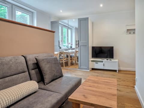 Gdynia Centrum Studio Apartment in Pomeranian Voivodeship