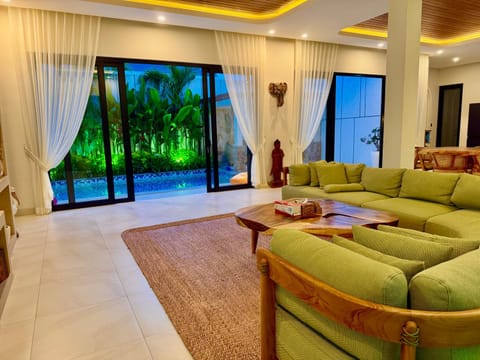 Natural landscape, TV and multimedia, Living room, Seating area, Pool view, Swimming pool