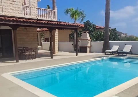 Property building, Pool view, Swimming pool, sunbed