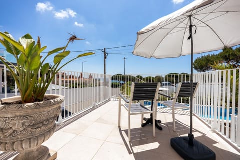 View (from property/room), Balcony/Terrace