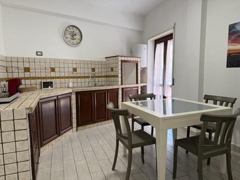 Maison du port 2 Apartment in Civitavecchia