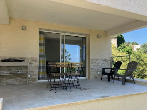 Villa Type 2 Villa in Bastia